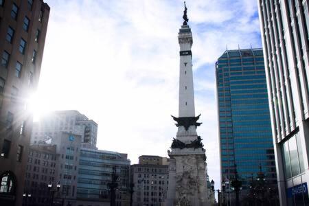 Cozysuites - 1Br With Direct Skybridge Access #1 Indianapolis Buitenkant foto